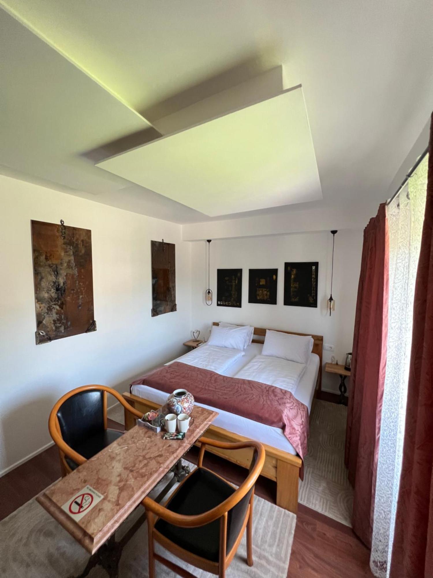 Prenociste-Sobe-Rooms-Aman Bihać Εξωτερικό φωτογραφία