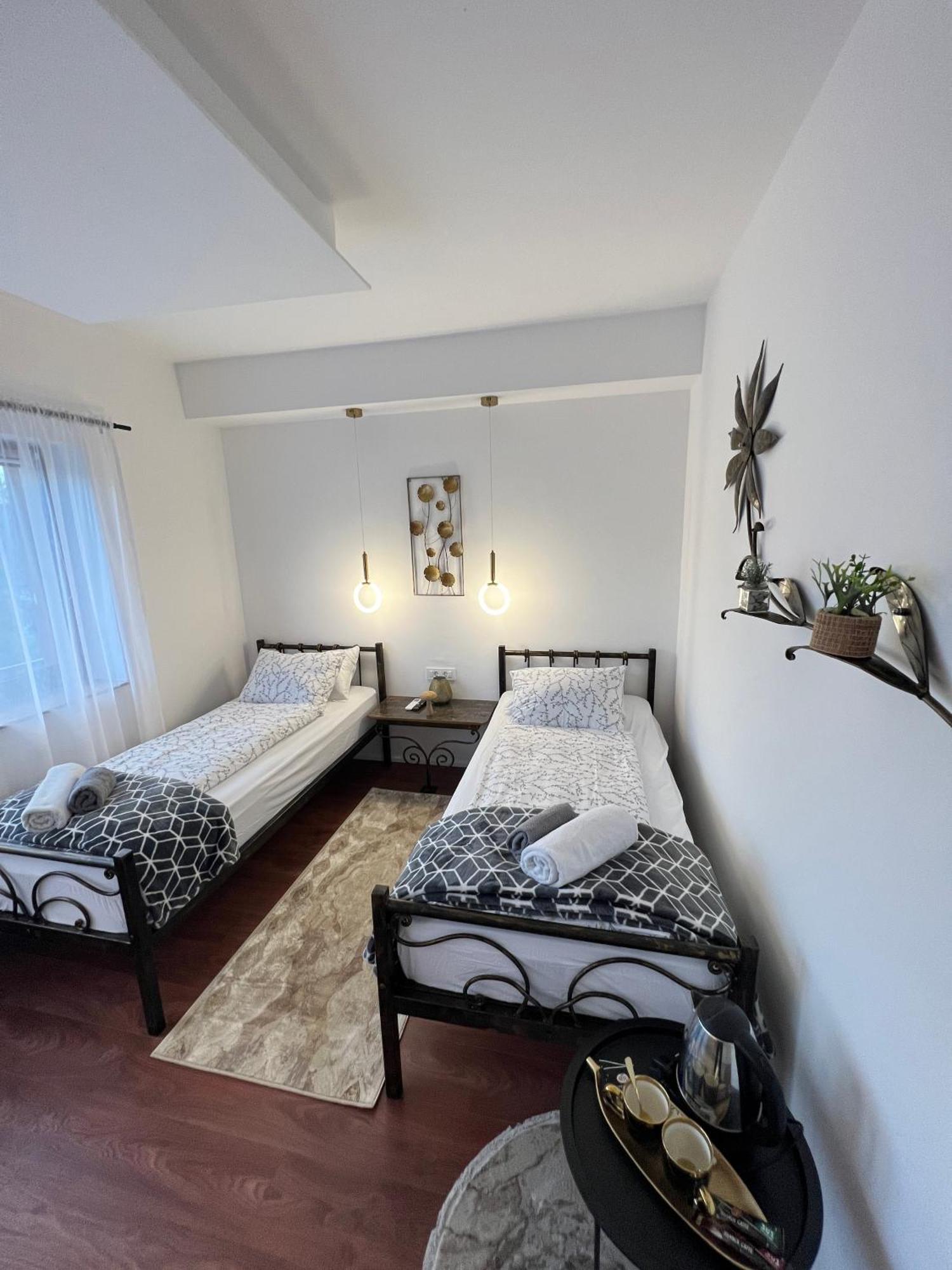Prenociste-Sobe-Rooms-Aman Bihać Εξωτερικό φωτογραφία