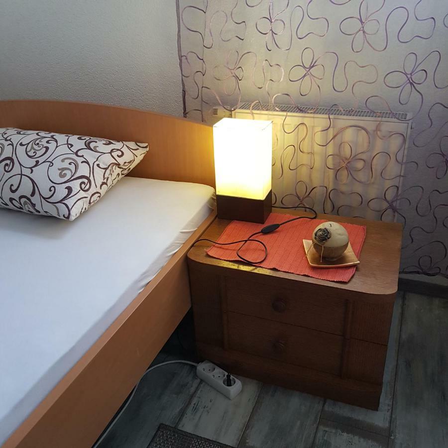 Prenociste-Sobe-Rooms-Aman Bihać Εξωτερικό φωτογραφία