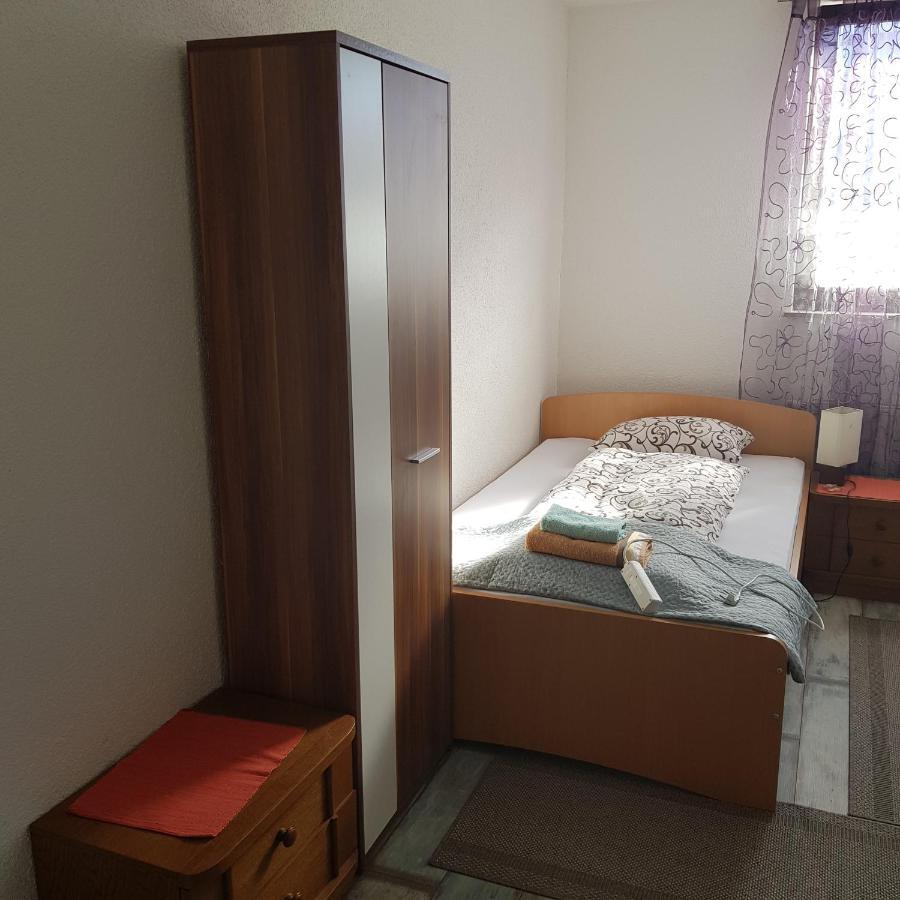 Prenociste-Sobe-Rooms-Aman Bihać Εξωτερικό φωτογραφία